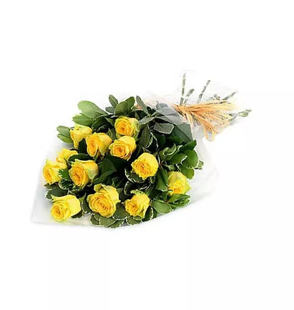 1 dozen yellow roses in bouquet